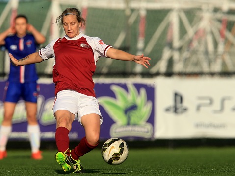 DEE WHY, AUSTRALIA - MAY 24:  Match action during the Round 7 PS4 NSW NPL Women's 1 match between Manly United FC and the Macarthur Rams at Cromer Park on May 24, 2015 in Cromer, Australia.  (Photo by Jeremy Ng/FAME Photography for Football NSW)