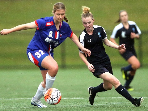 SYDNEY, AUSTRALIA - JUNE 05:  Crystal Overton of Manly United dribbles the ball during the Round 9 NPL 1 NSW Womens match between Manly United FC and Football NSW Institute at Cromer Park on June 6, 2016 in Sydney, Australia.  (Photo by Jeremy Ng/Getty Images) *** Local Caption *** Crystal Overton