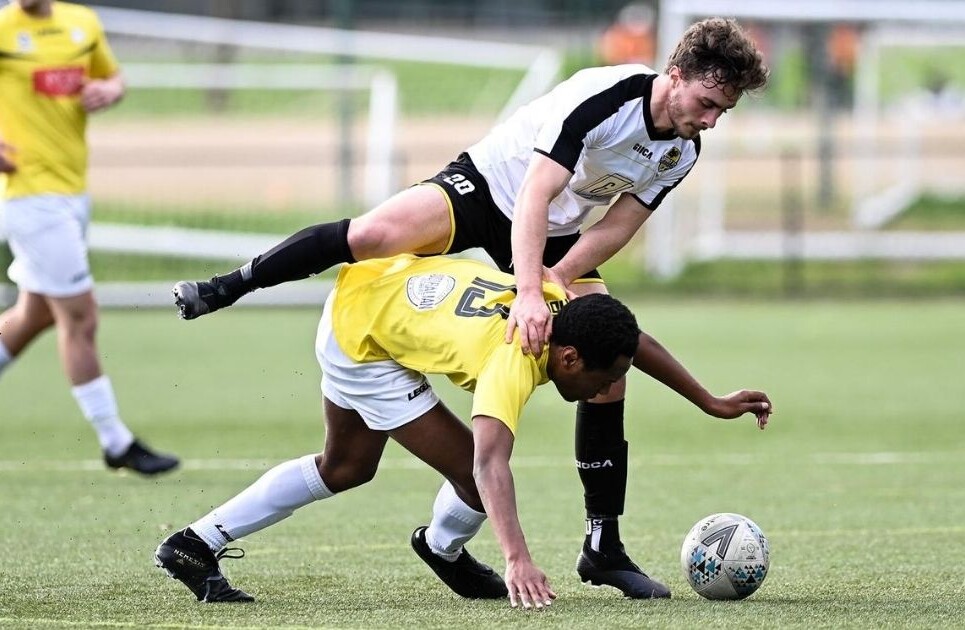 FROM-FOOTBALLER-TO-BAKER-27