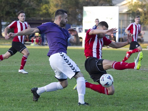 2015 Men's State League 1: Round 9 action between Granville Rage and North Shore Mariners at Garside Park (photo: Damian Briggs)