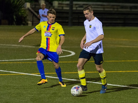 A solid win by Dulwich Hill at Arlington Oval.
A closely contested start to the match blew out by the final whistle.
Dulwich Hill 8-1

(Photos: Jeff Walsh Quarrie Sports Photography for FNSW)