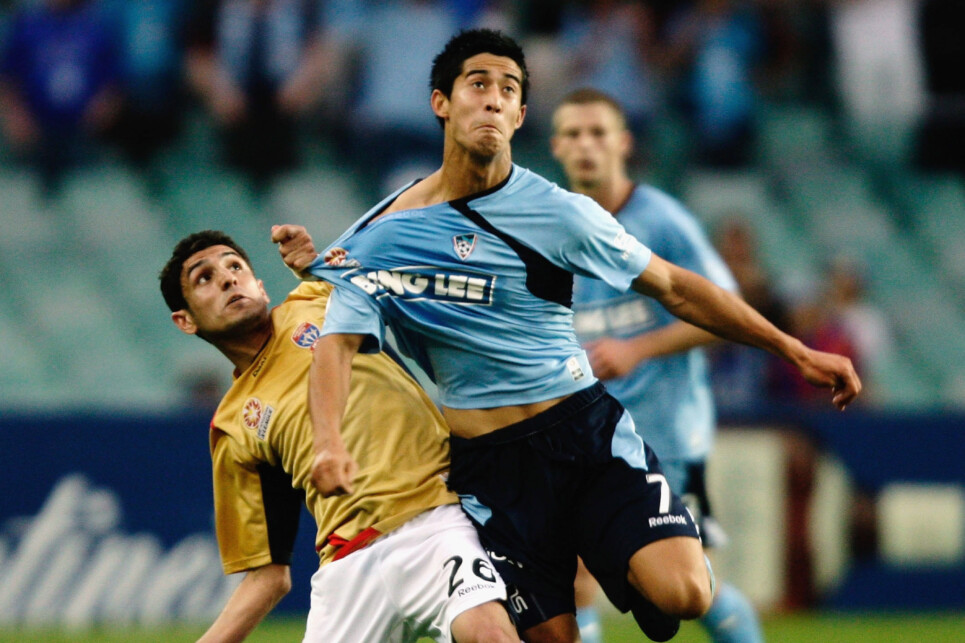 SYDNEY, AUSTRALIA - SEPTEMBER 20:  Brendan Gan of Sydney competes with Ali Abbas of the Jets during the round seven A-League match between Sydney FC and the Newcastle Jets at the Sydney Football Stadium on September 20, 2009 in Sydney, Australia.  (Photo by Brendon Thorne/Getty Images)