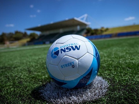ball_fnsw_WEB_04