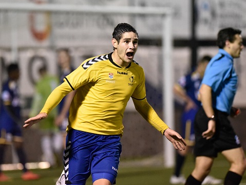 Round 12 - PS4 NPL NSW Men's 2.
Match action during the Round 12 PS4 NSW NPL Men's 2 match between Sydney University SFC and Central Coast FC at Lambert Park on June 6th, 2015. (Photos by Nigel Owen)